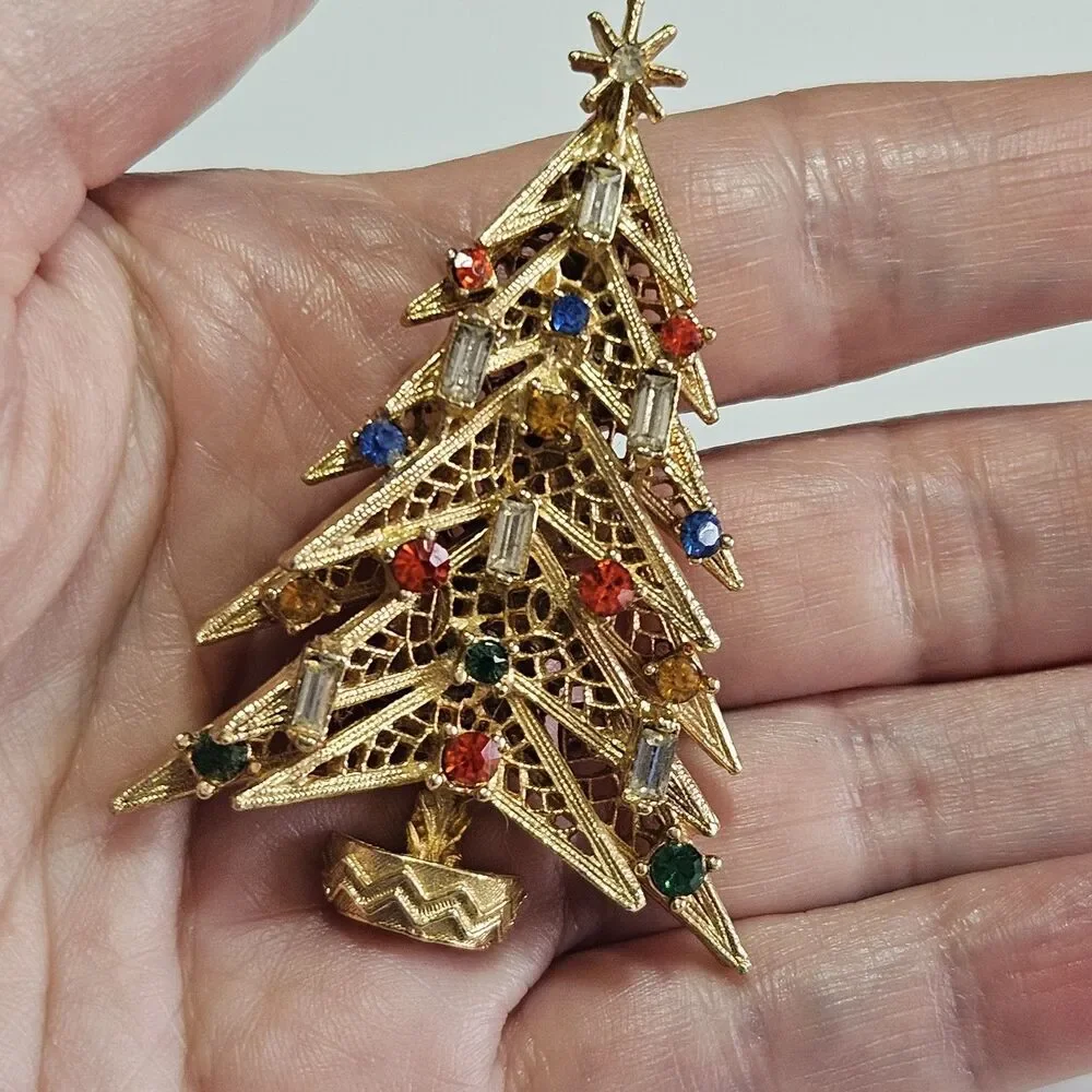 Vintage Art Gold Tone Christmas Tree Brooch Lace Candles Signed Book Piece MCM